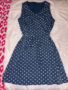SHEIN Blue V-Neck Polka Dot Tie-Waist Dress